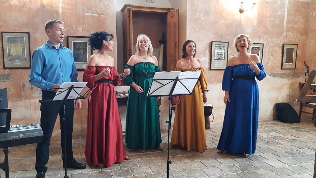 VOKÁLNÍ ADVENTNÍ KONCERT S POŽEHNÁNÍM VĚNCŮ